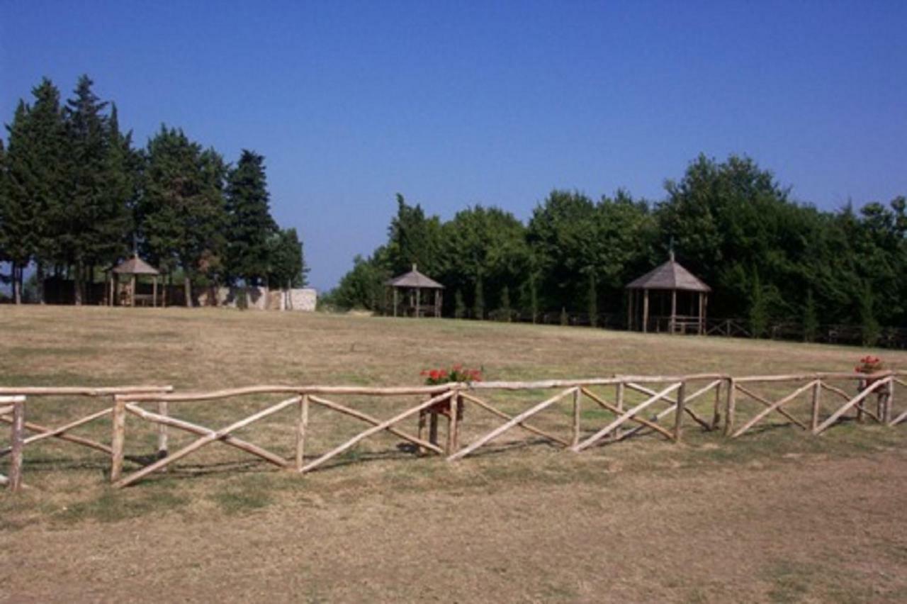 La Casa Sull'Aia,Av Bed & Breakfast Santo Stefano del Sole Екстериор снимка