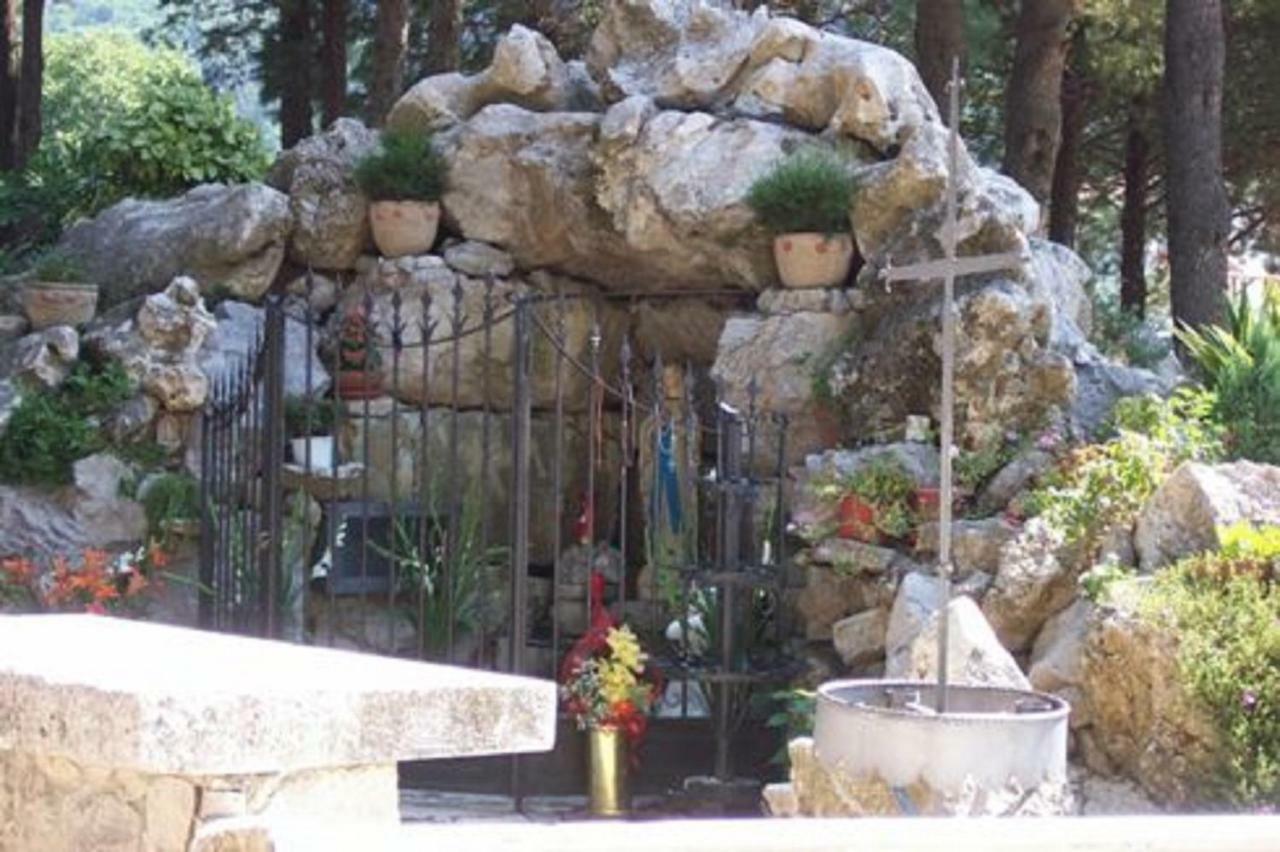 La Casa Sull'Aia,Av Bed & Breakfast Santo Stefano del Sole Екстериор снимка